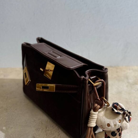 Luxury Elegance Suede & Leather Handbag - Picture 6 of 8